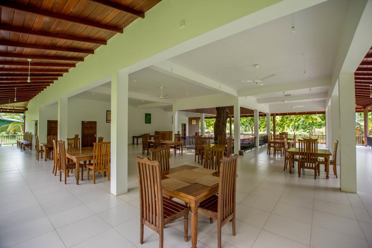 Grand & Gangula Hotel Dambulla Ngoại thất bức ảnh