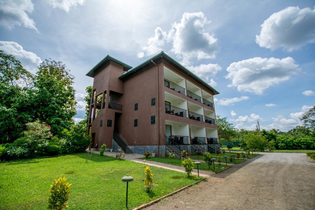 Grand & Gangula Hotel Dambulla Ngoại thất bức ảnh